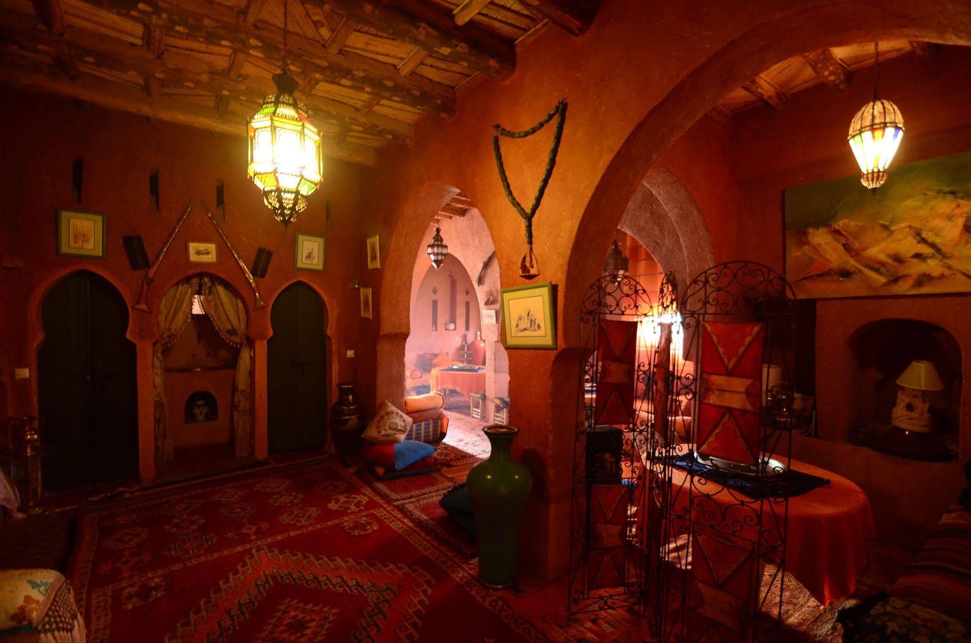 Kasbah Du Peintre Aït-Ben-Haddou Exterior foto